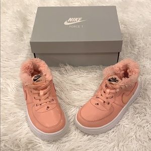 Toddler Girl Nike Force 1 2018 VDAY Size 10C